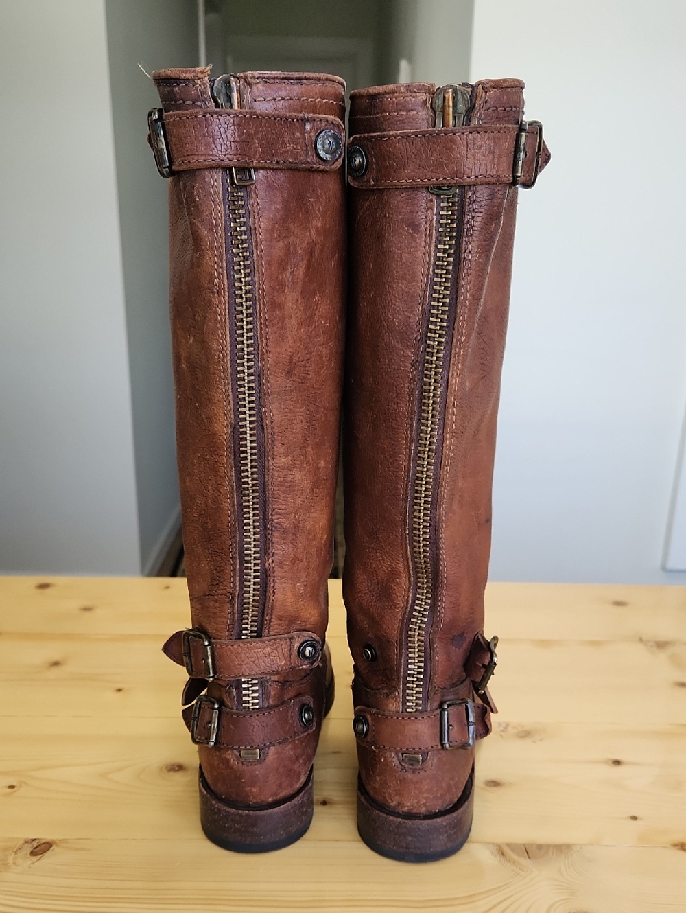 Frye Veronica Back Zip Tall Boots Three Buckles Riding 7.5 - Picture 5 of 17